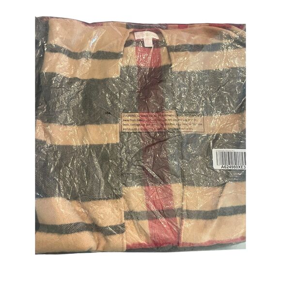 NWT QVC Belle by Kim Gravel Ruana Wrap Tartan Plaid Blanket Sweater Holiday Cozy - Picture 2 of 9